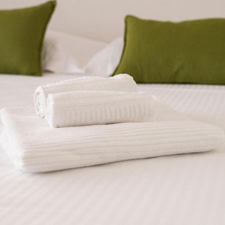 Welcomely - Affittacamere Seamphony Rooms Olbia Bagian luar foto