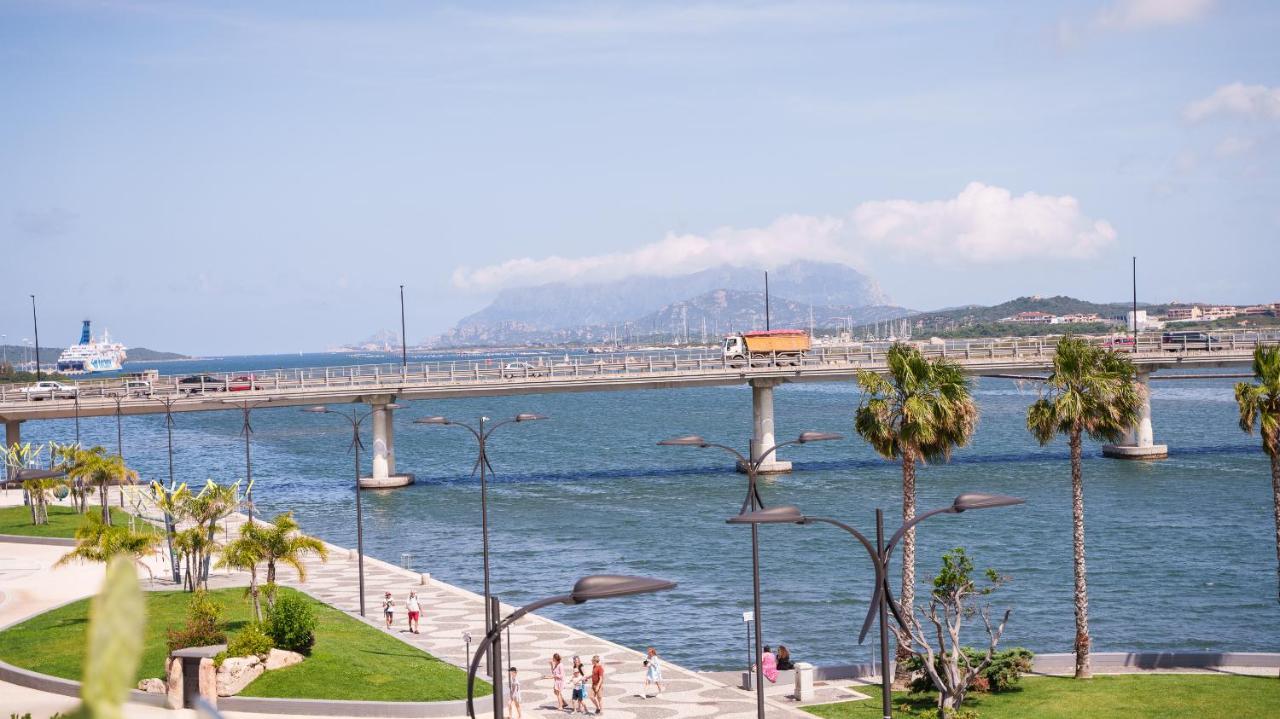 Welcomely - Affittacamere Seamphony Rooms Olbia Bagian luar foto